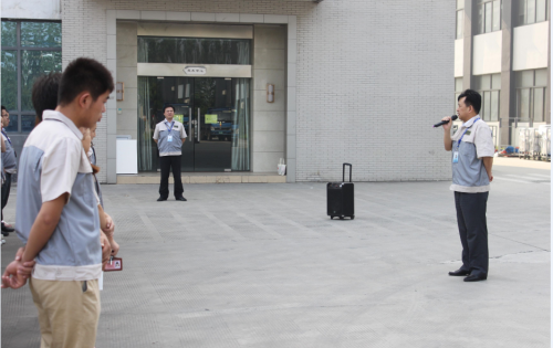 彩晶事业部积极相应号召，召开全事业部“安全活动月”带头大会