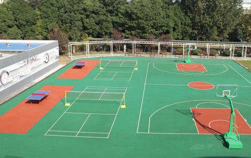 秋阳扮亮俏丽厂区，im电竞扮亮纯净表情