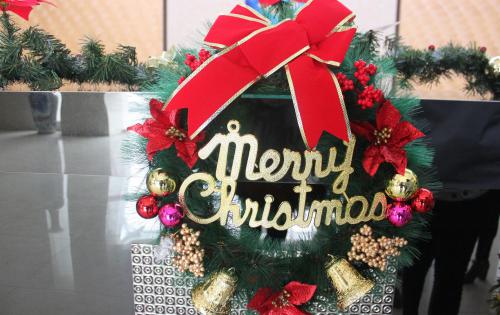 出格的礼 给出格的你——记合肥im电竞欢乐圣诞行