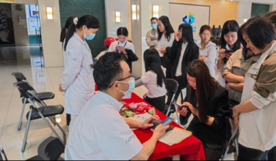 切脉问诊送健全，暖心服务进企业——合肥im电竞携手广瑞医疗发展“健全进企业”义诊活动